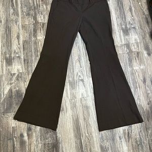 Brown the limited Drew fit woman’s flare leg dress pants size four